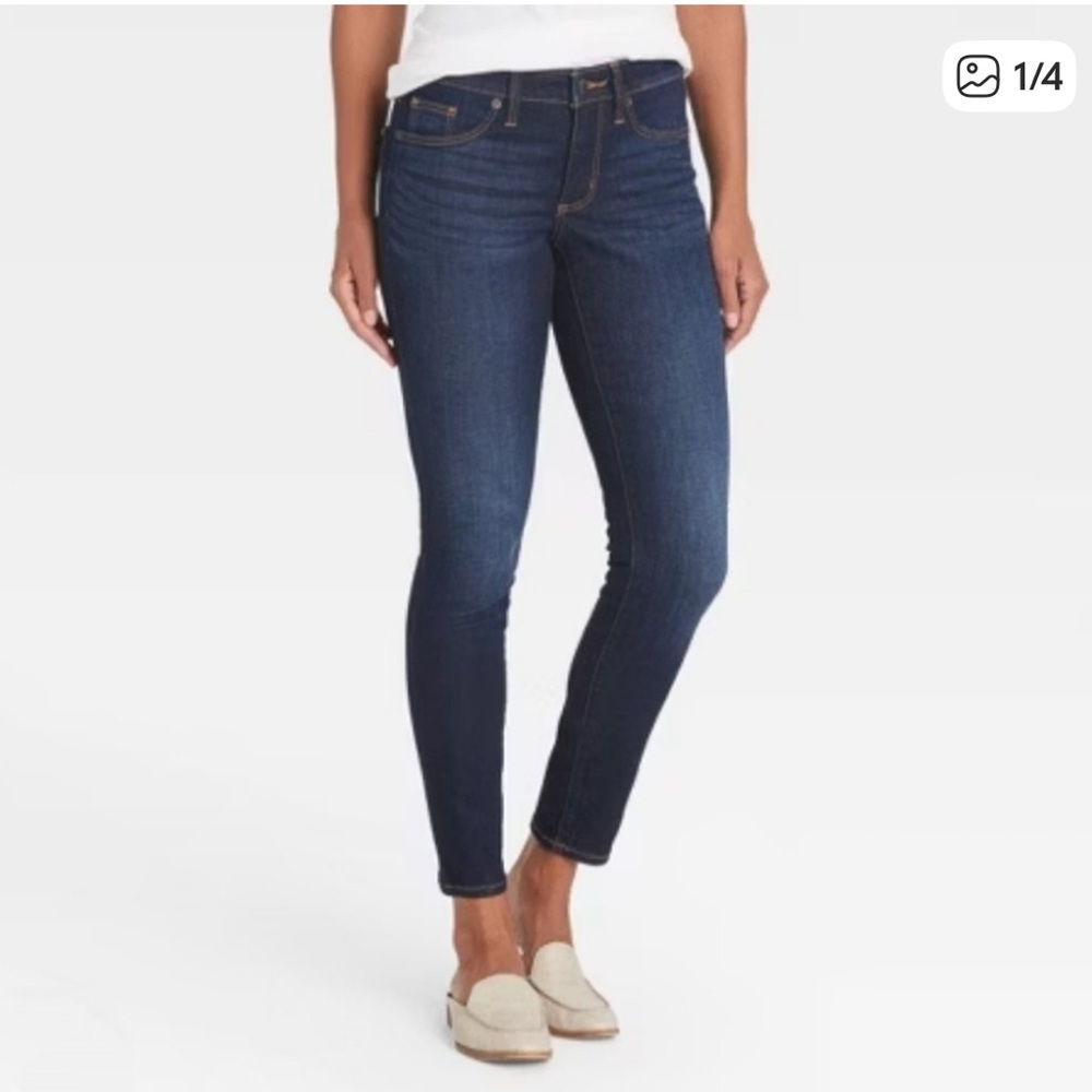 Universal Thread Mid Rise Skinny Jean-size 18
